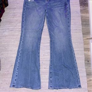 American Eagle Super High Rise Flare Jeans